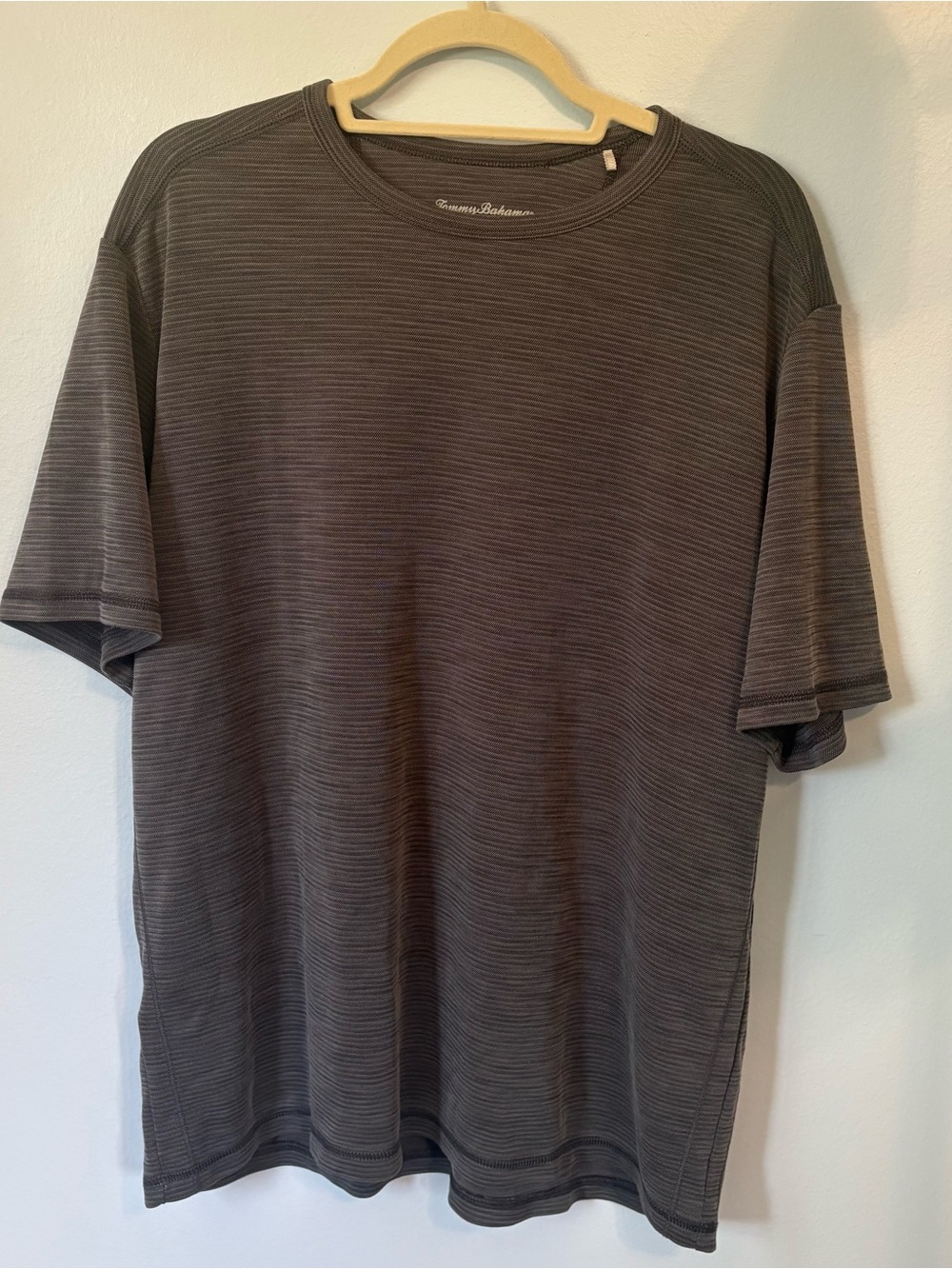 Tommy Bahama IslandZone Paradise Isles Striped T-Shirt Men XL Gray Performance